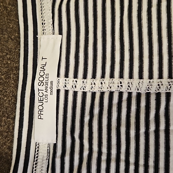 Project Social T top - Picture 3 of 4